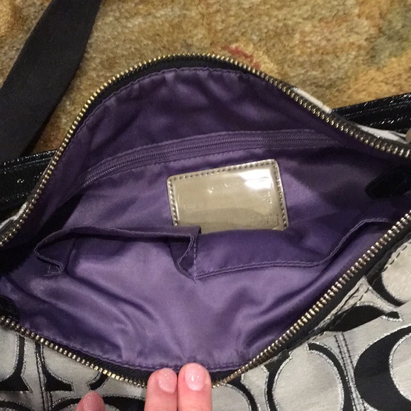 Coach purse - Picture 3 of 3